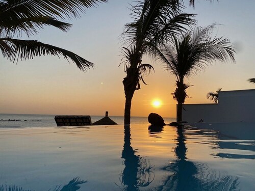 Villa bord de mer avec piscine