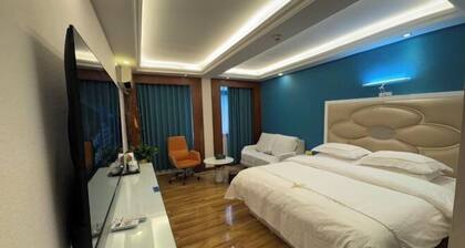Feicui Hotel