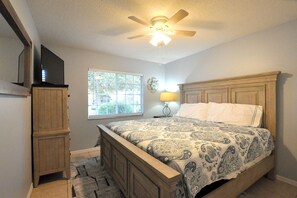 4 Schlafzimmer, Pillowtop-Betten, Zimmersafe, Schreibtisch