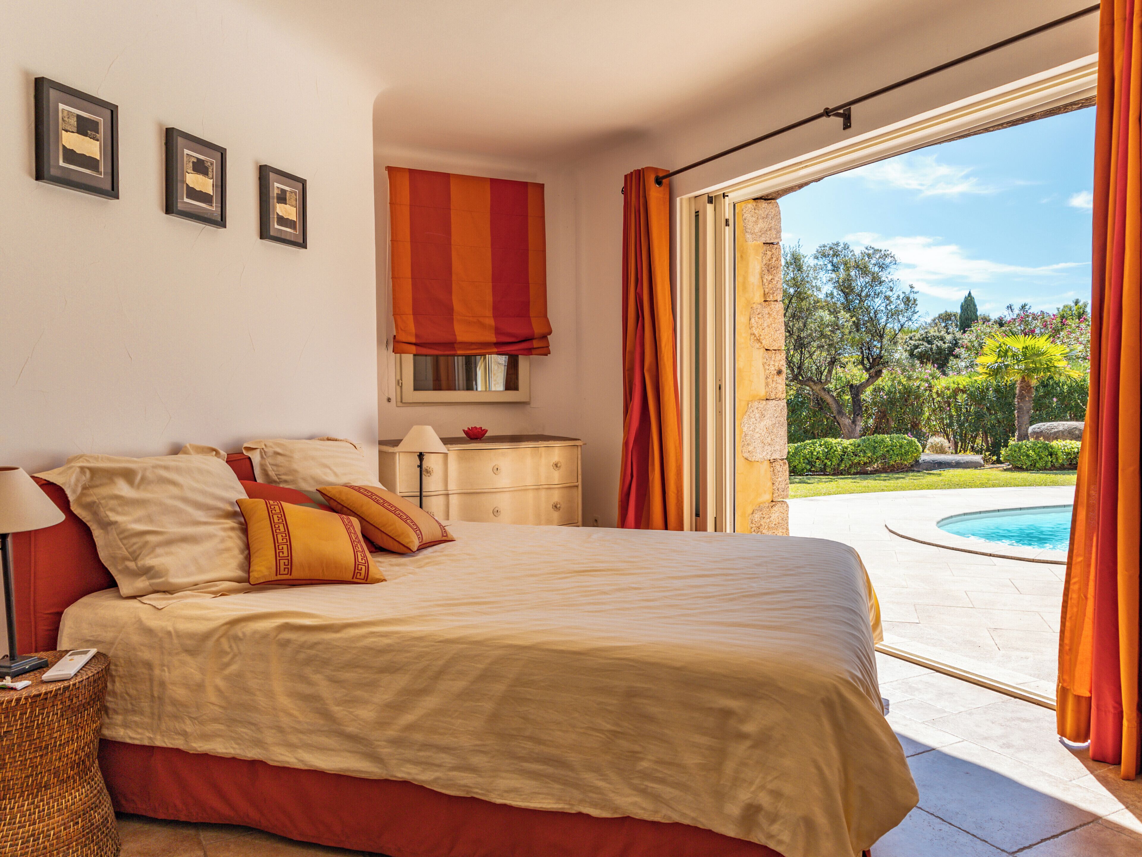 5 bedrooms, iron/ironing board, travel cot, WiFi
