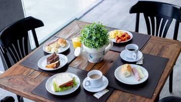 Free daily self-service breakfast