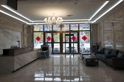 Huatian Hotel