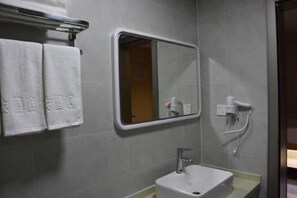 Room - Huatian Hotel (Khorgas)