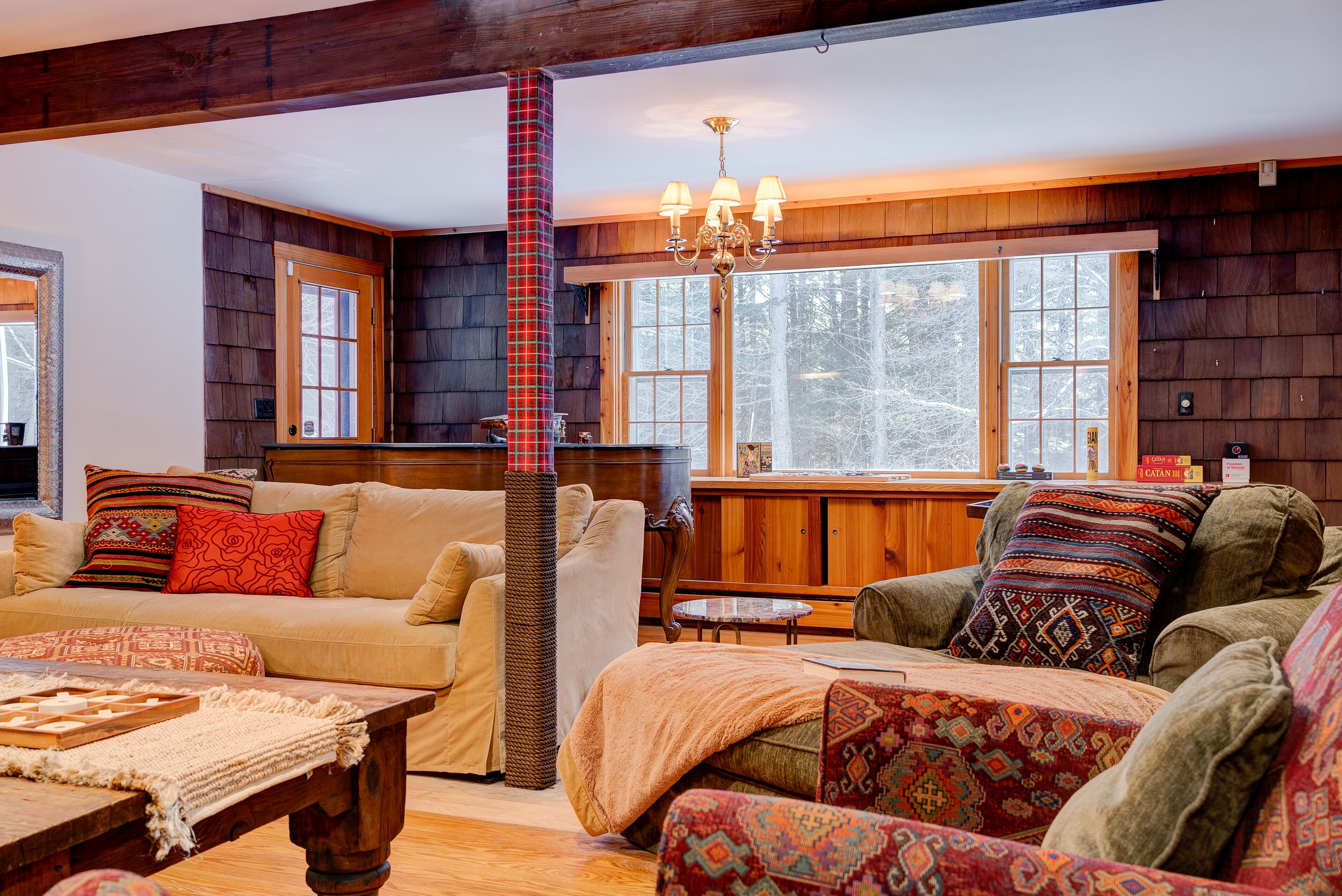 智能电视、壁炉、乒乓球、书