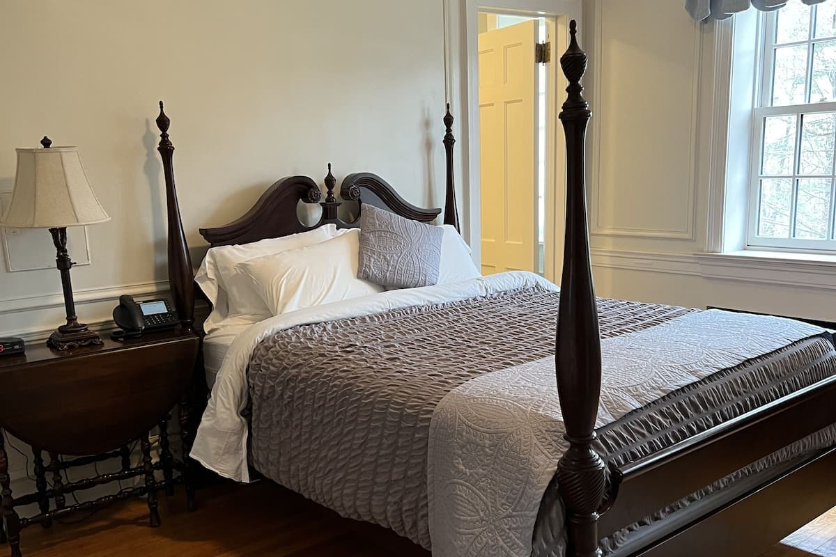 Room | Blackout drapes, iron/ironing board, free WiFi, bed sheets