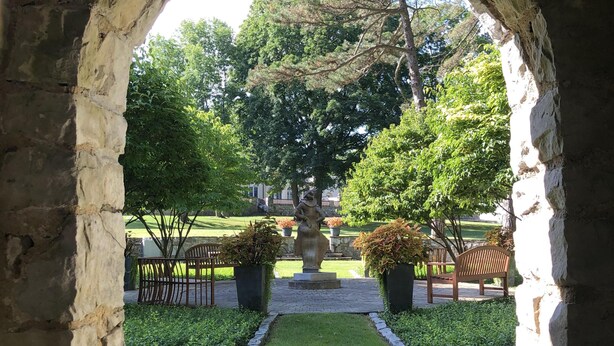 Unclassified image, 1 of 87, button - Surrey-Williamson Inn (Saratoga Springs)