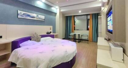 Danxia Holiday Hotel