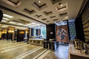 Restaurant - Jilong Hotel (Longli County Traditional Chinese Medicine Hospital) (Longli)