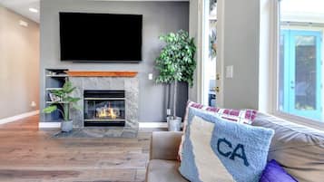 TV, fireplace, DVD player