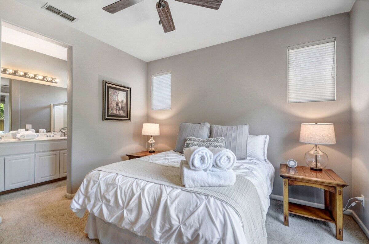 3 quartos, ferros/tábuas de passar roupa, Wi-Fi de cortesia