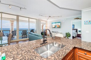 Interior - Dly Beach Chairs! -Beach Club 3B Gulf Front @ Pensacola Bch (Pensacola Beach)