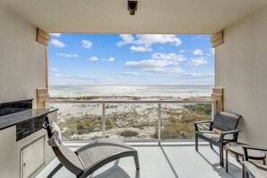 Interior - BC 205B Beach Club 1B Gulf Front w/heated Indoor Pool! (Pensacola Beach)