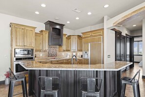 Microonde, lavastoviglie, macchina per tè/caffè, tostapane