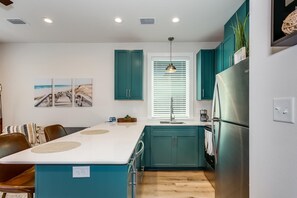 Microonde, lavastoviglie, macchina per tè/caffè, tostapane