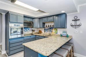 Microonde, lavastoviglie, macchina per tè/caffè, tostapane