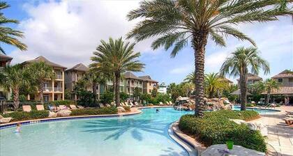 Family Friendly Luxury House near the beach w Outdoor Heated community Pool