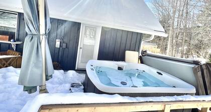 QUINN HOLLOW - Hunter Mountain Ski Cabin, Hot Tub