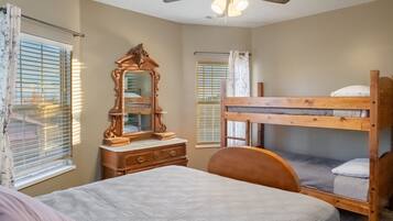 4 bedrooms, desk, iron/ironing board, travel cot