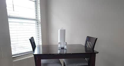 Spacious 1 bedroom 1 bath house sleeps 5 one block from Burnet County Boat Ramp