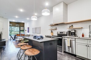 Suite, 4 Schlafzimmer | Eigene Küche | Großer Kühlschrank, Wasserkocher mit Kaffee-/Teezubehör, Wasserkocher