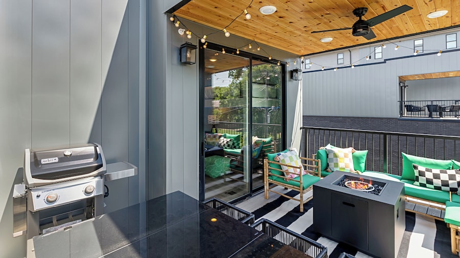 The Grove by AvantStay – Stylish Group Stay with Private Bathrooms