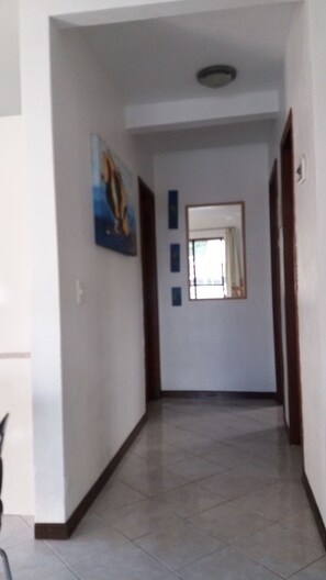 Interni