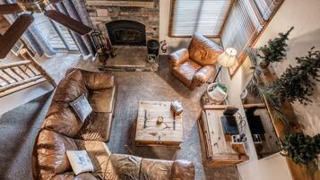 Télévision, cheminée