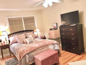 1 chambre, bureau, fer et planche à repasser, Wi-Fi gratuit