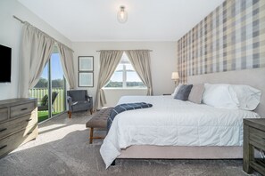 3 bedrooms, desk, iron/ironing board, WiFi