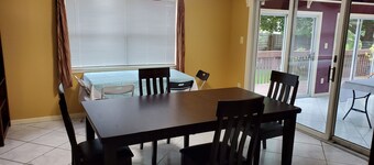 Peaceful private 4 Bedroom Residential Home with serenity park like setting