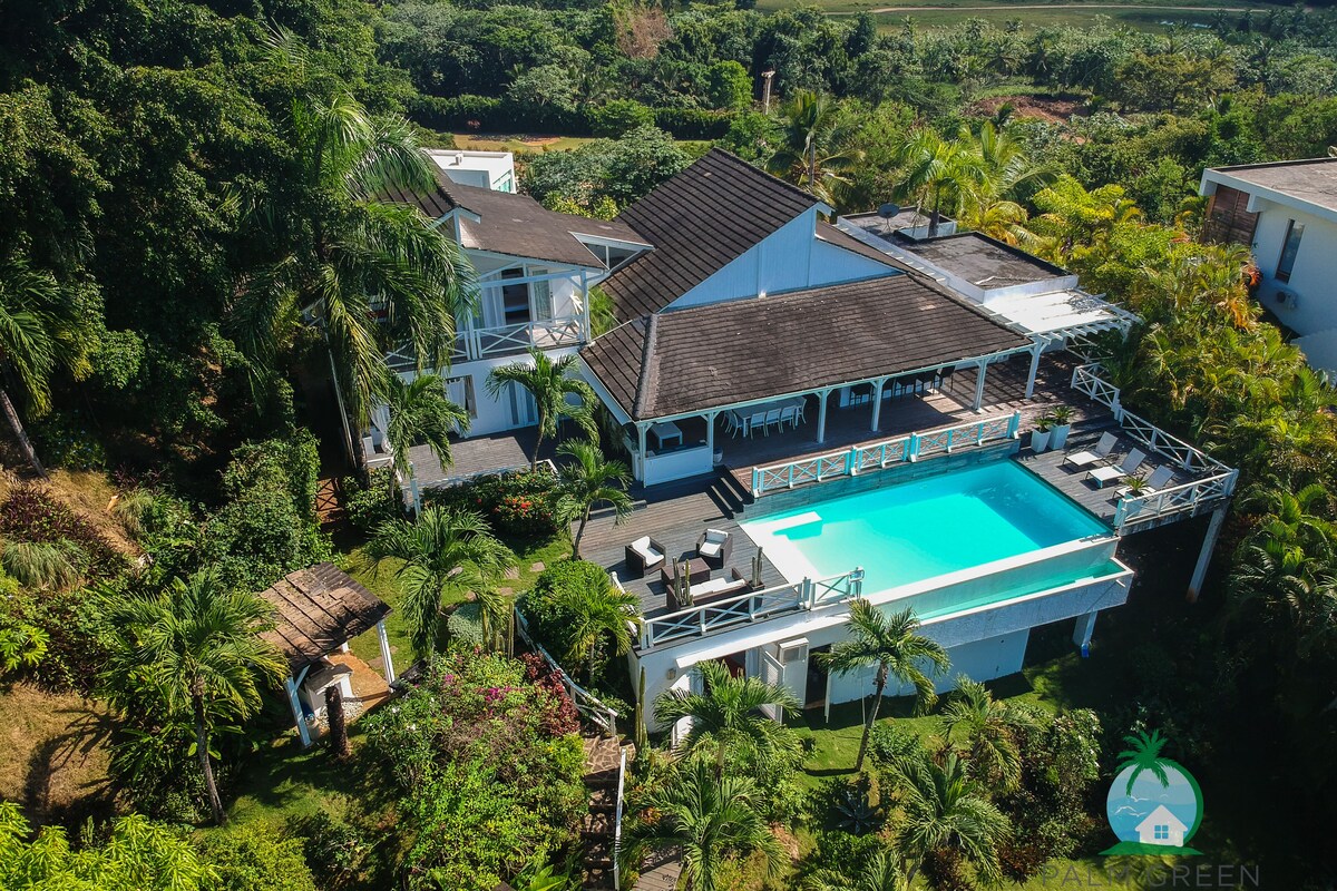 Deluxe Villa | Terrace/patio