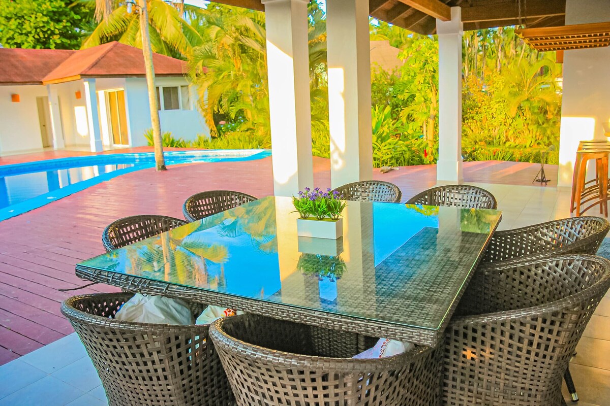 Basic Villa | Terrace/patio