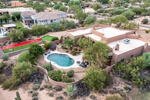 Exterior - Desert Hideaway Shuffleboard Court Golf Billiards (Scottsdale)