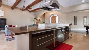 Interior - Desert Hideaway+Shuffleboard Court+Golf+Billiards (Scottsdale)