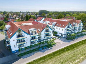 Unclassified image, 4 of 27, button - Modern vacation apartment right on the beach with balcony - Residenz am Strand (Zingst)