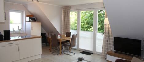 TV, DVD player, stereo