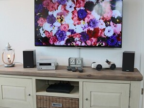 Unclassified image, 4 of 18, button - Amelie - Wonderful vacation apartment in the village center (Krummhörn)