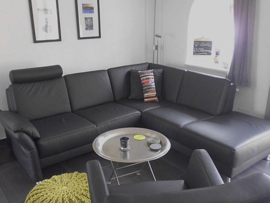 TV, fireplace, DVD player, stereo