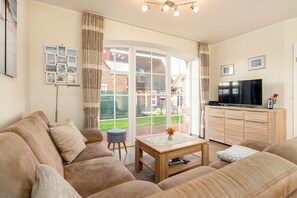 Unclassified image, 5 of 28, button