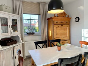 Luokittelematon kuva, 5 kautta 58, painike