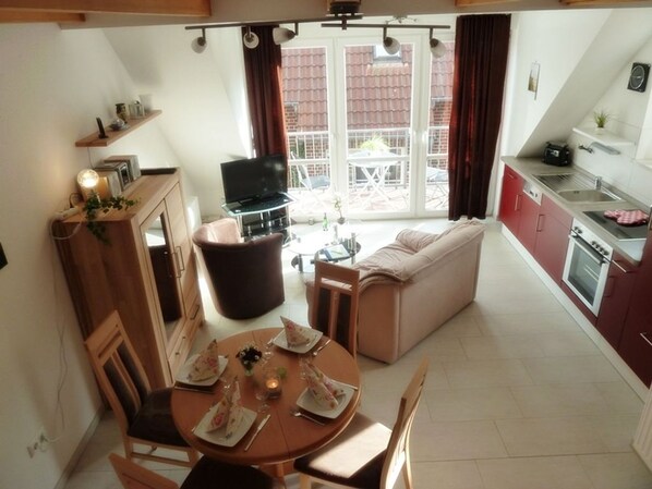 Unclassified image, 1 of 14, button