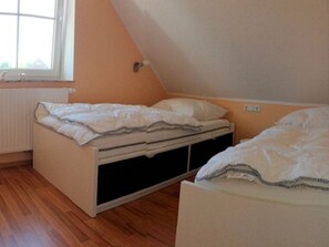 2 bedrooms, WiFi - Sieloase - End terraced house in a quiet location with water access (Krummhörn)