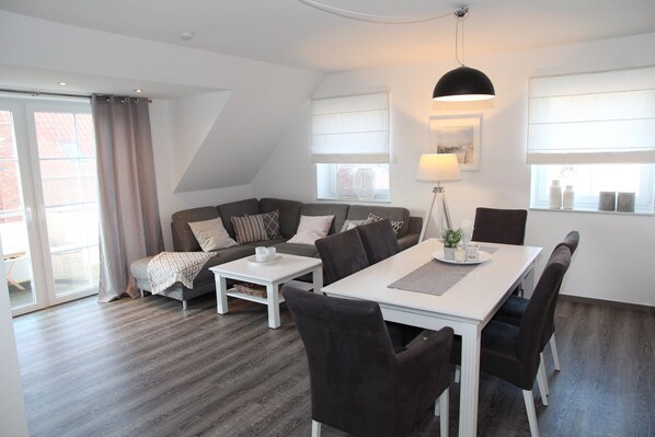 TV, stereo - Deichbude - The "Deichbude" centrally located in Greetsiel! (Krummhörn)