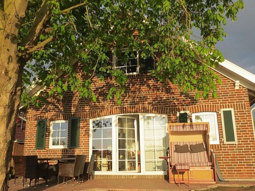 Huus an't Gracht - Wellness vacation home in the best location in Greetsiel