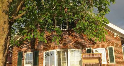 Huus an't Gracht - Wellness-Ferienhaus in Bestlage von Greetsiel