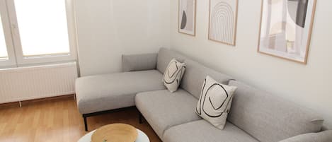 Télévision, chaîne hi-fi