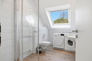 Douche, séchoir à cheveux