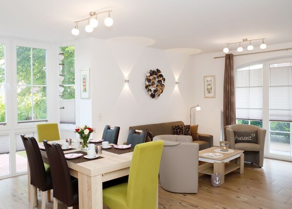 Imagen sin descripción, 1 de 32, botón