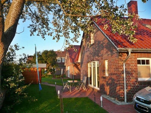 Krosse Krabbe - Ferienhaus Krosse Krabbe in Greetsiel – Sauna, Kamin &