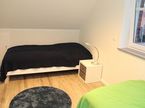 Unclassified image, 5 of 34, button